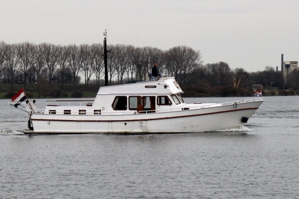 Altena Trawler 1300